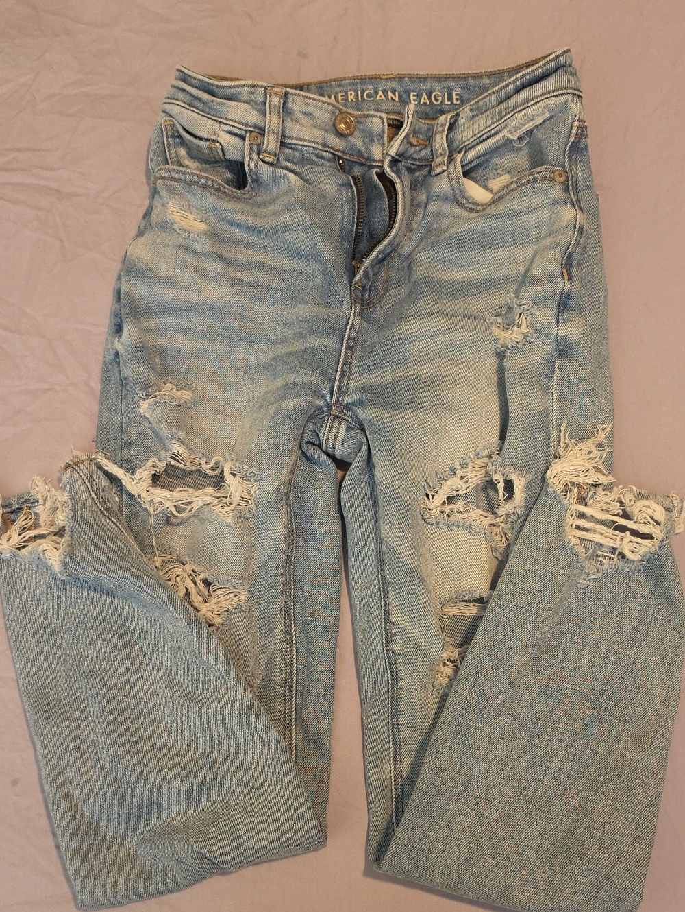 American Eagle Outfitters Light Blue Ripped Boyfriend Jeans